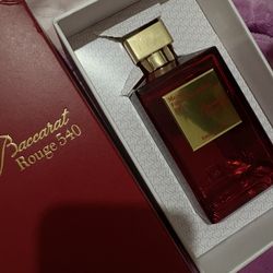 Maison Francis Kudos kdjian Paris cologne 