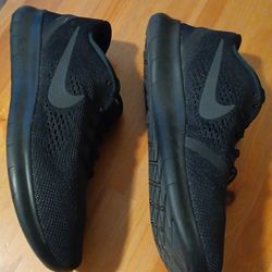 Nike Free Run Black Men's 8