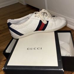 Gucci Shoes 