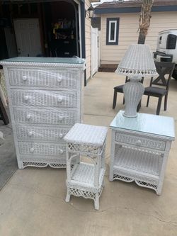 Wicker set