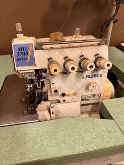 Sewing Machine Overlock Juki Mo3700