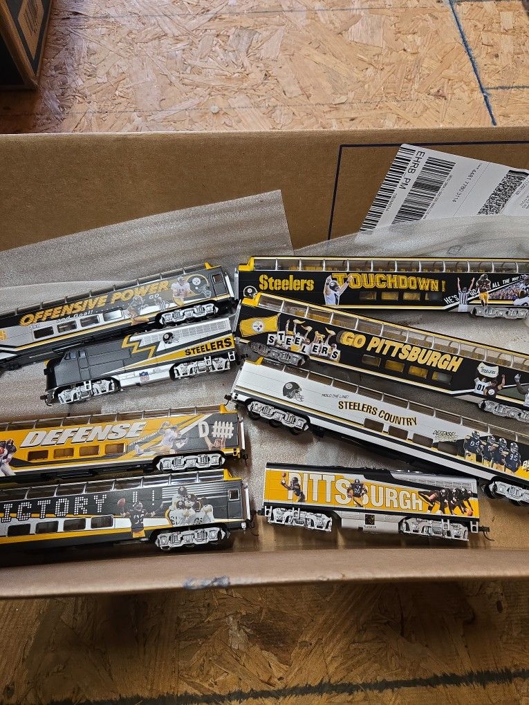 Steelers Football Super Bowl Train Set