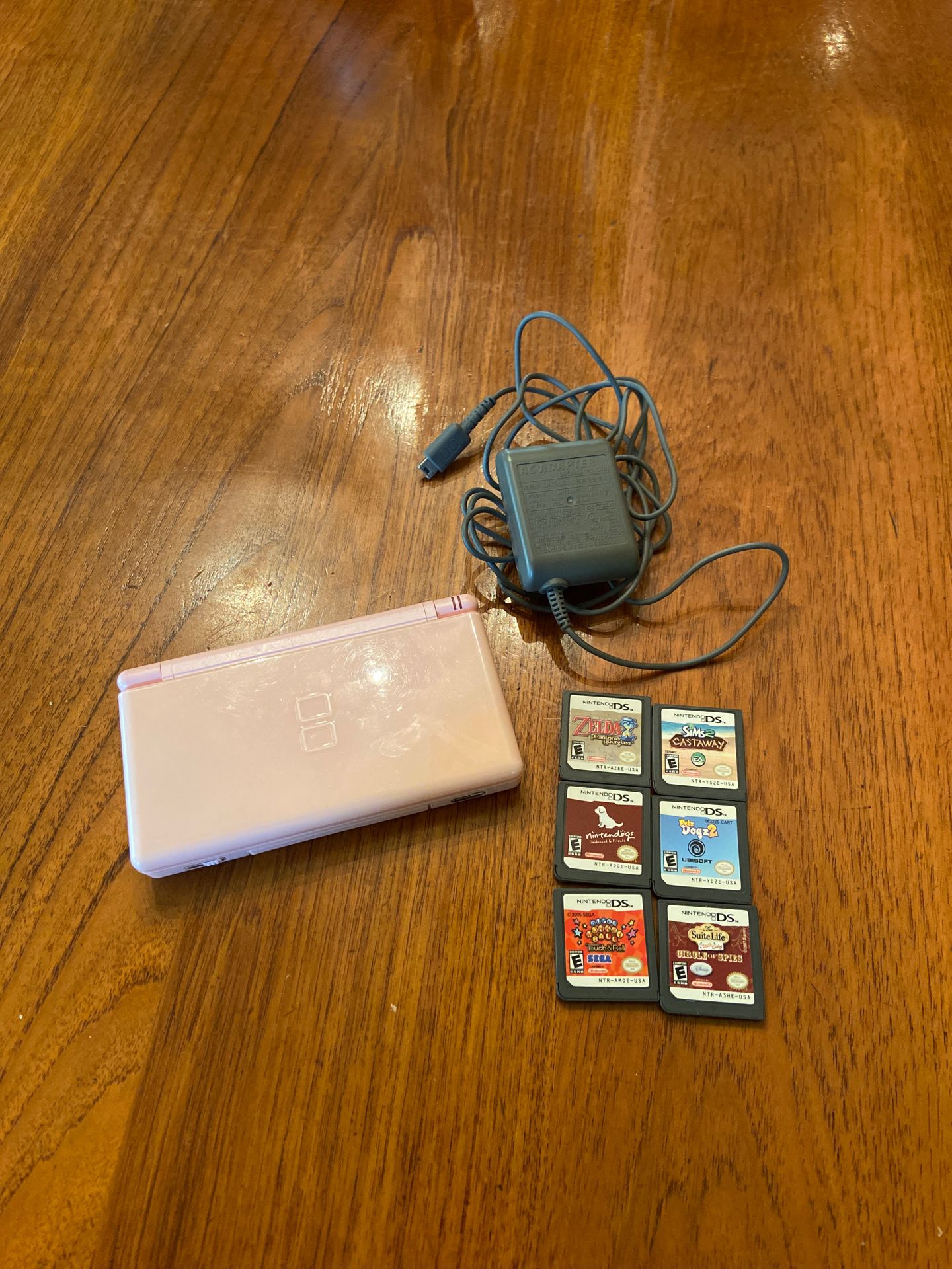 Nintendo DS lite with 6 games