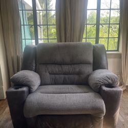 Huge Oversized Chair And A Half