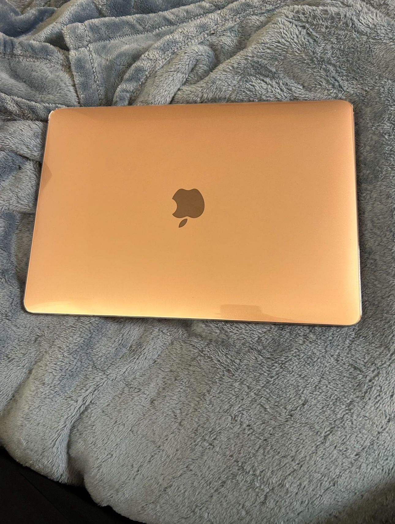 MacBook Air 13-inch M1, 8GB, 256GB SSD , Gold (2020)