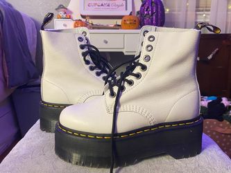 Doc Martens 1460 Pascal Max platforms // never worn!!! <3