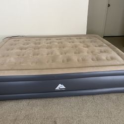 Queen Size Air mattress 