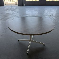 48” Round Table 