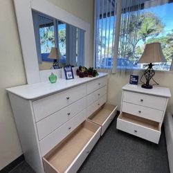 8  Drawer white with mirror and 1 nightstand