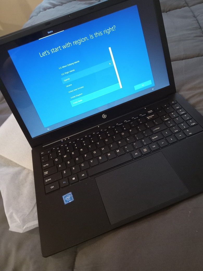Core Innovations CLT1564BL 15.6" HD Celeron N3350 1.1GHz Intel HD Graphics 500 3GB RAM 64GB SSD Win 10 Home Black