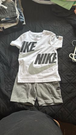 Nike sets