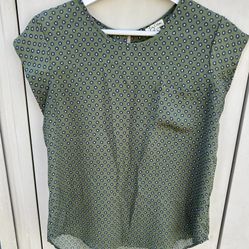 Green Floral Top S