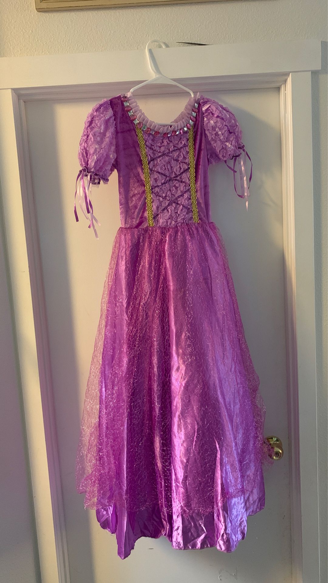 Rapunzel Halloween costume size 9-10