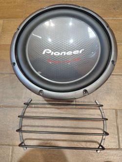 Pioneer 12 Inch Subwoofer (600 watts RMS)