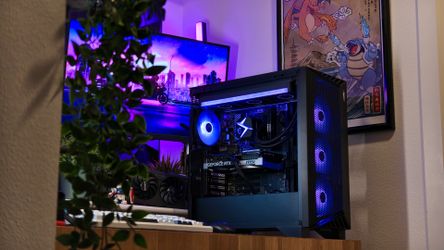 Gaming PC Ryzen 9 7900X, RTX 5070, 2TB, 32GB DDR5