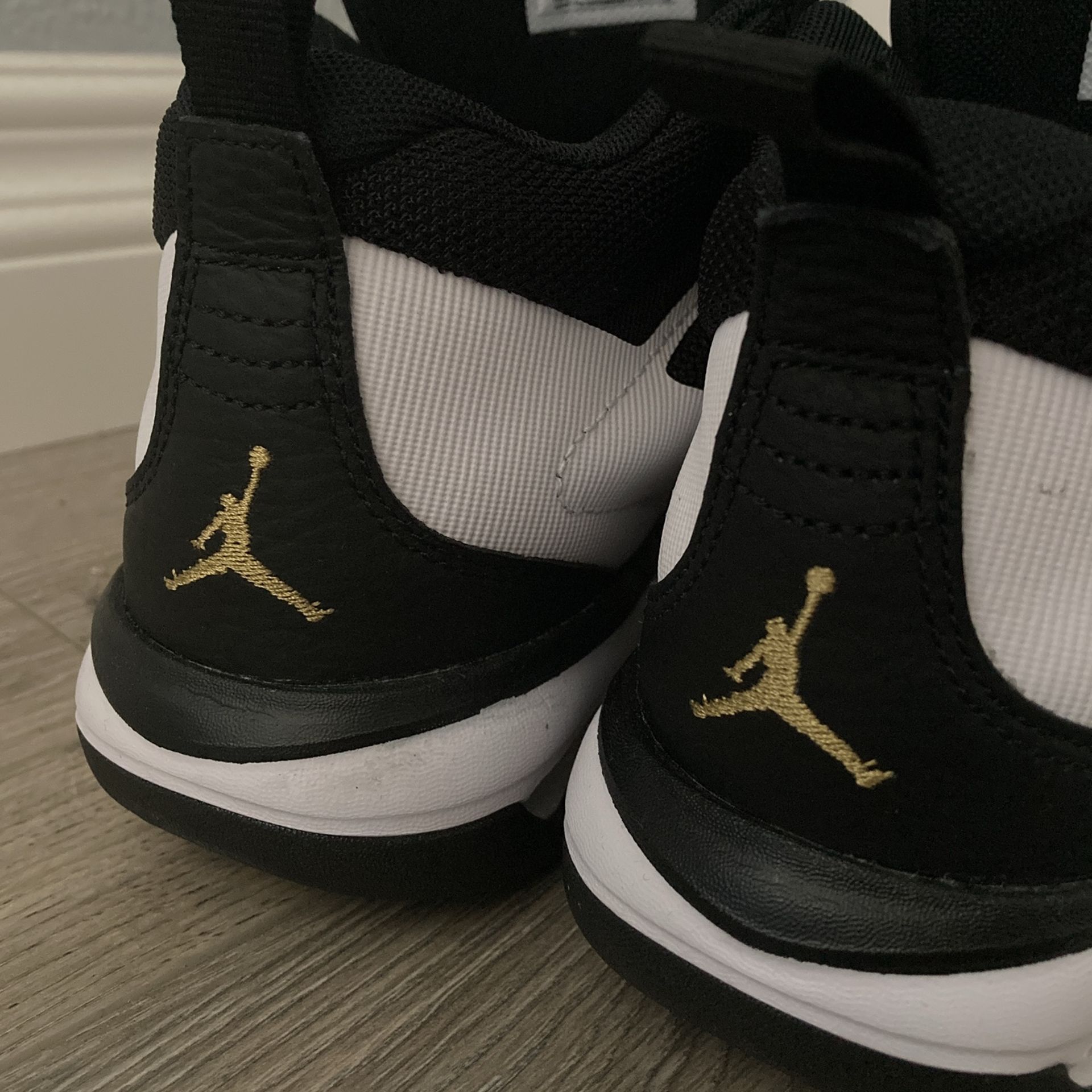 Jordan’s Stay Loyal 3