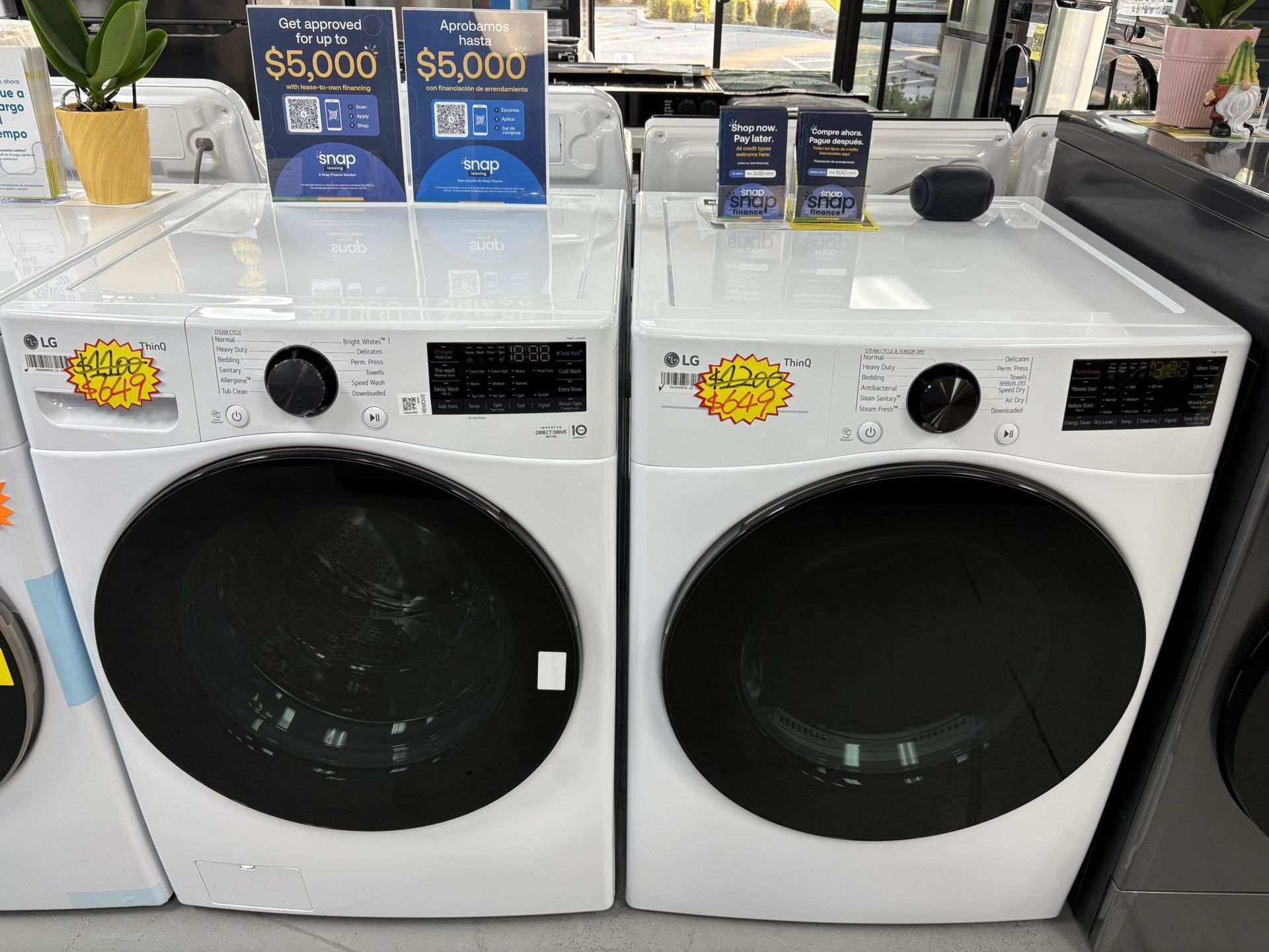 LG Stackable Washer and Gas Dryer🔥