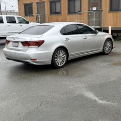 LEXUS LS 460 (clean Title)