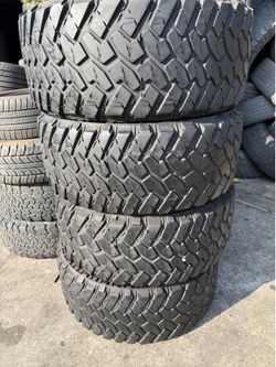 Vendo 305/55/ar20 las 4 llantas por Nitto por $200
