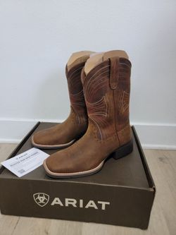 Ariat boots size 9 New