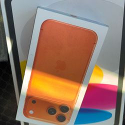 IPHONE 17 PRO MAX 256GB ORANGE & IPAD A16 128GB 