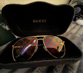 Gucci Aviator Sunglasses with Case