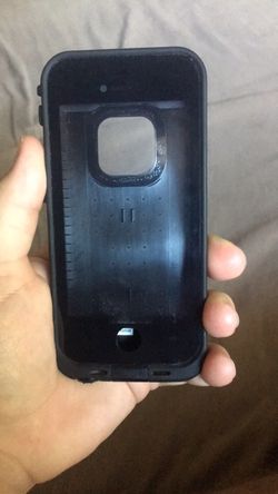 iPhone 5 life proof phone case