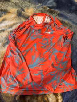 The North Face Long Sleeve Athletic Shirt