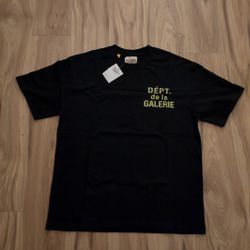 Gallery Dept Black Tee