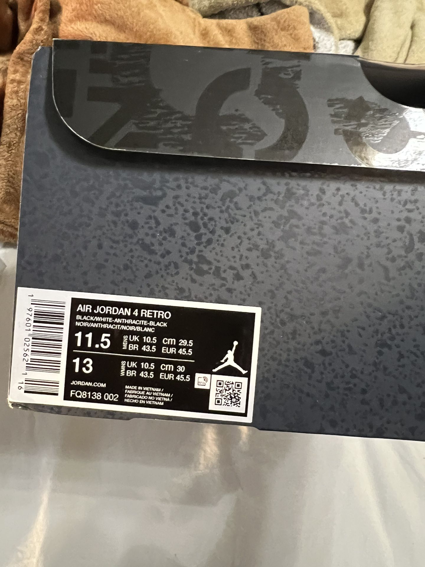 Air Jordan Retro 4 ‘FEAR’ 2024
