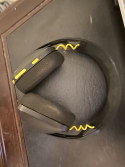 Logitech Wireless Headphones 