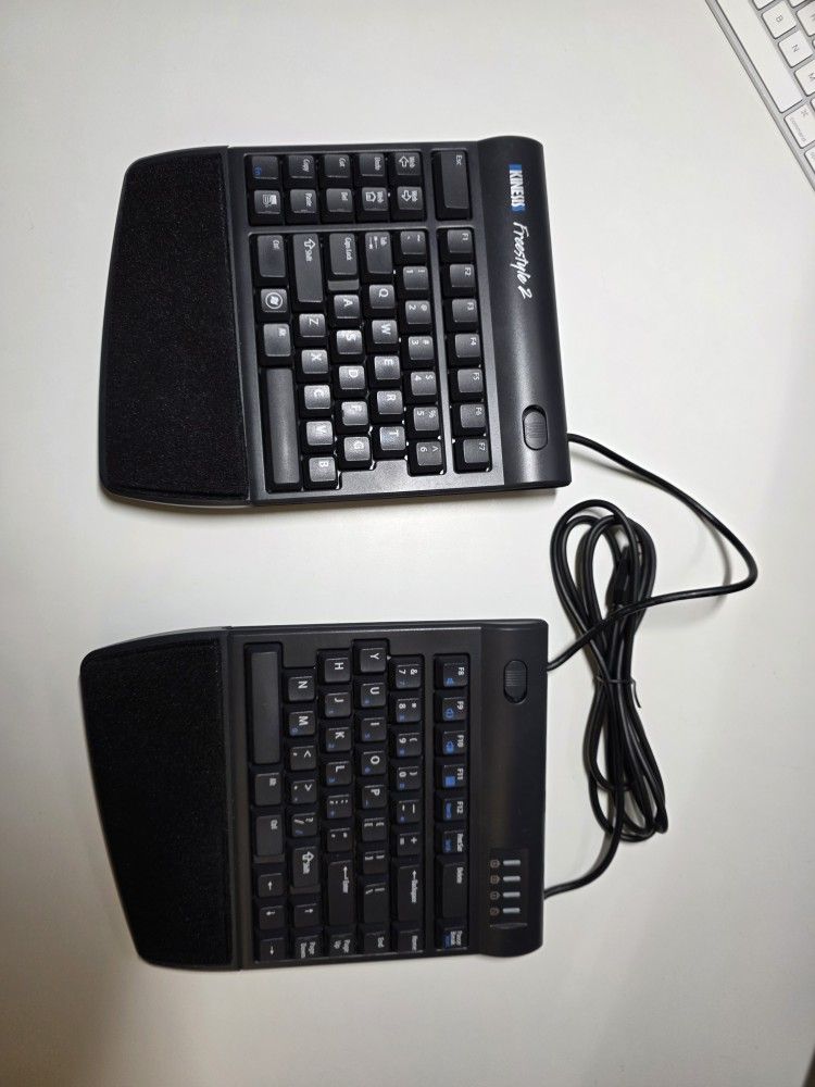 Kinesis Freestyle 2 Split Keyboard