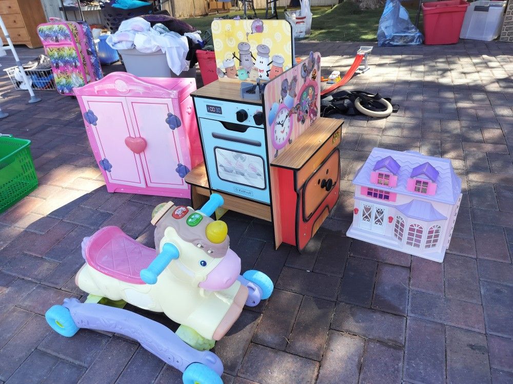 Toys $25 For All Pick Up Only Bonanza and Lamb