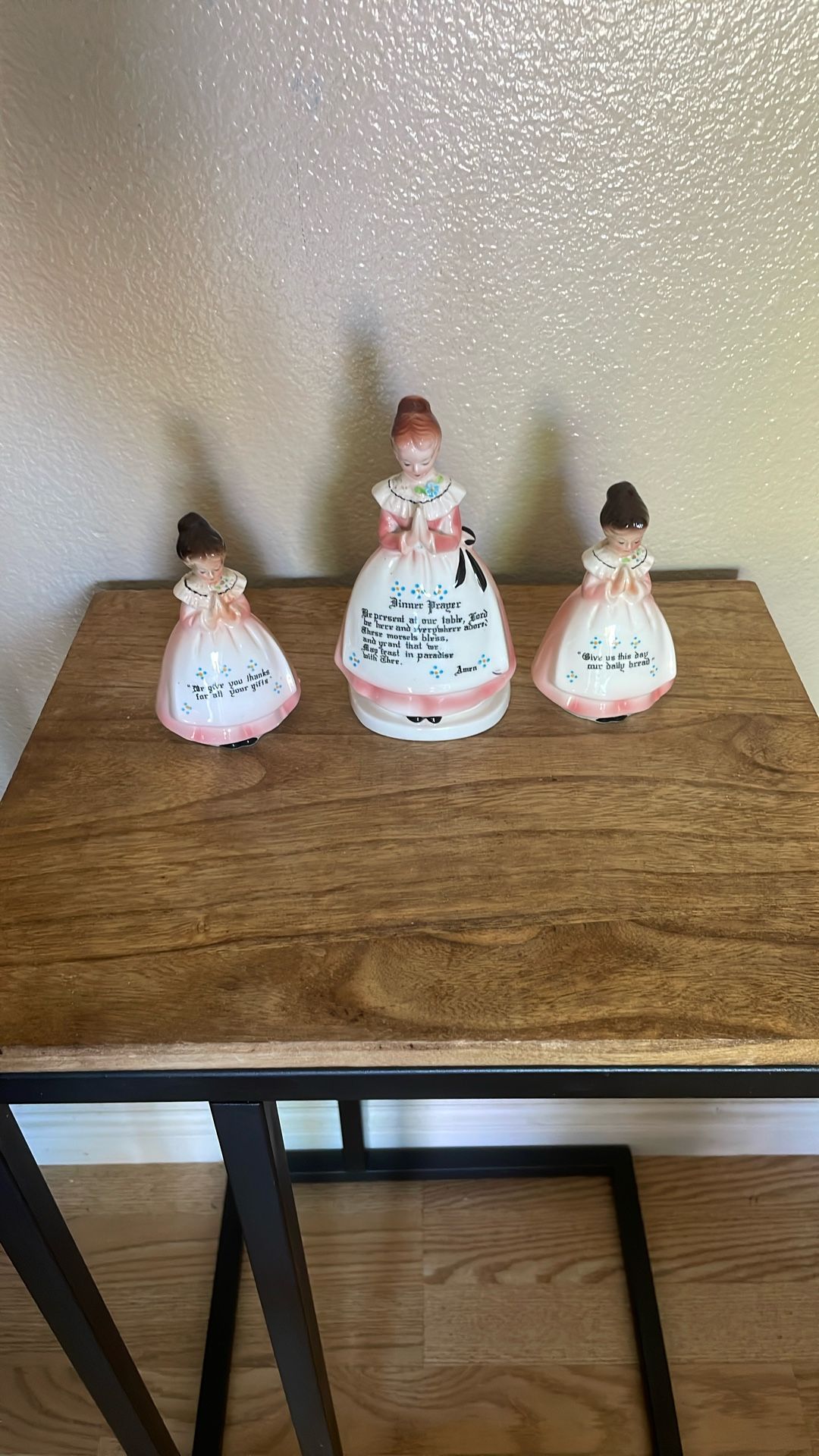 Enesco Prayer Ladies Salt and Pepper& Napkin Holder Set