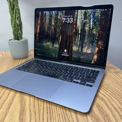 2020 MacBook Air M1 
