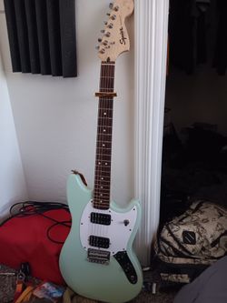 Fender Squier Mustang