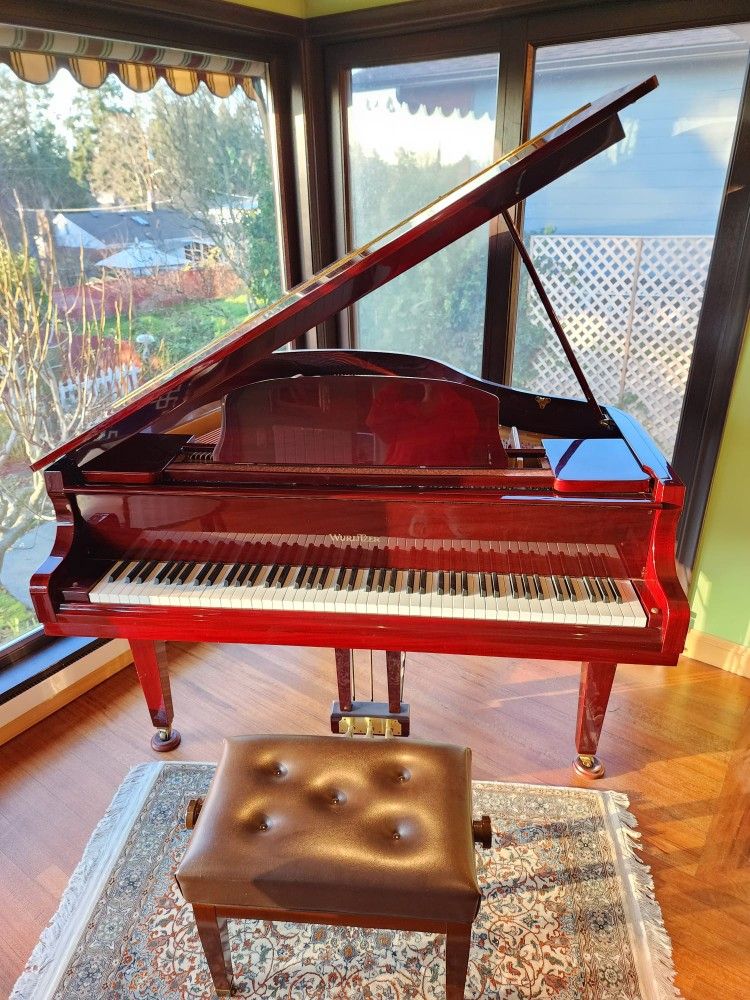 Baby Grand WURLITZER Piano 4'8" - C143 - Polished Mahogany