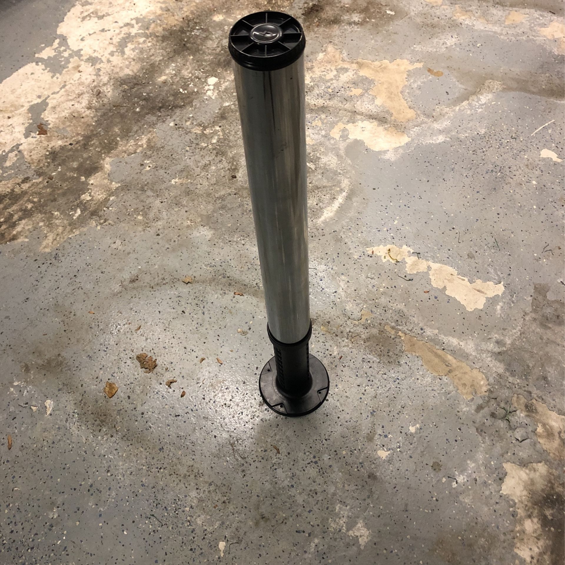Adjustable Counter Support Legs