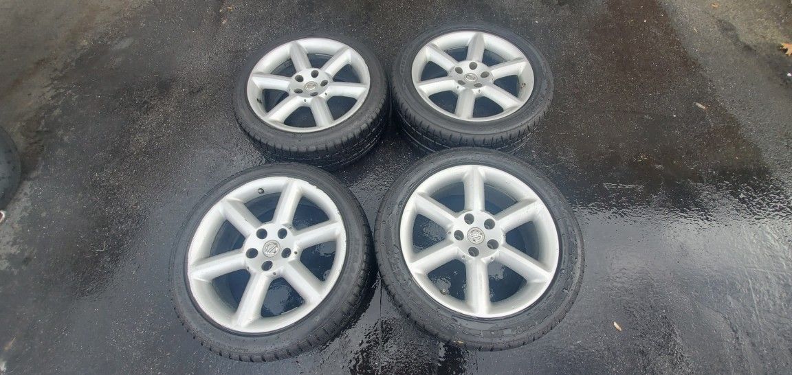 05 350z Tires And Rims