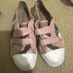 Burberry plaid girls sneakers pink size 29 