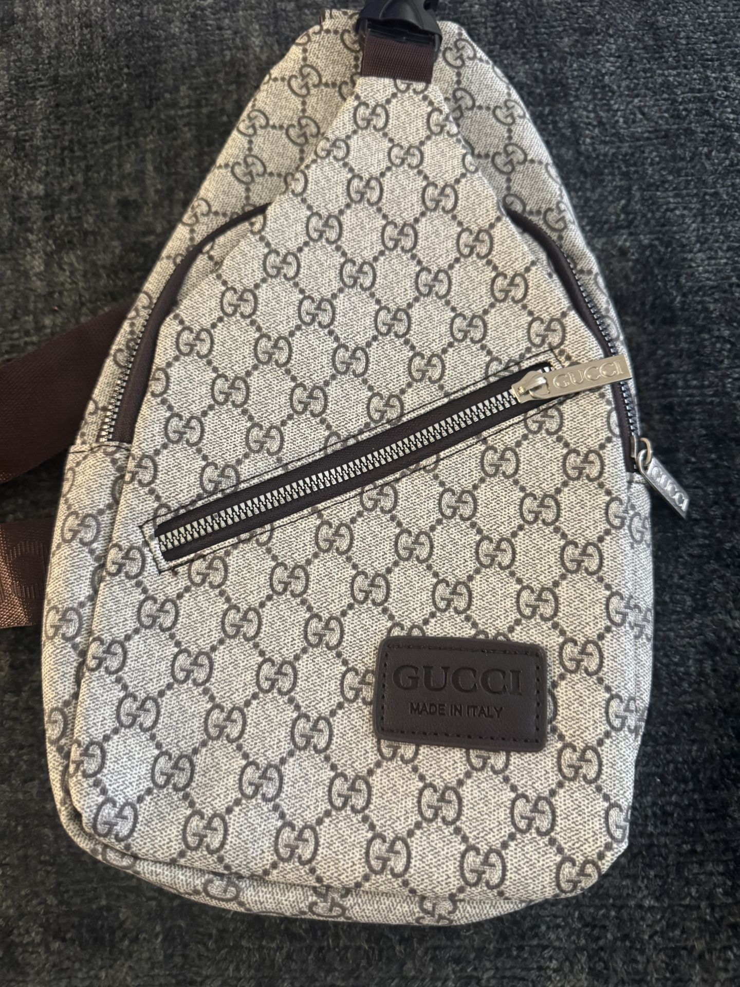 Gucci Cross Bodybag