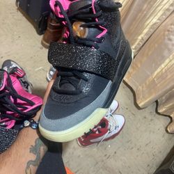 Yeezy Blink 1 Sz 10.5