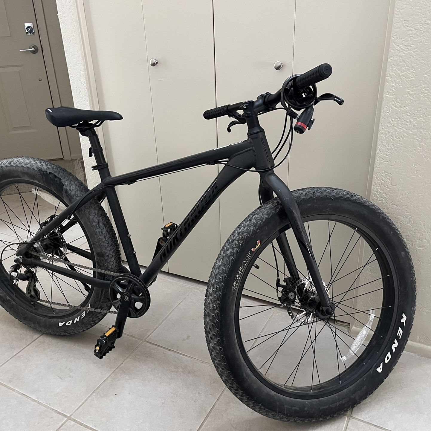 Northrock xc00 fat tire bike discount