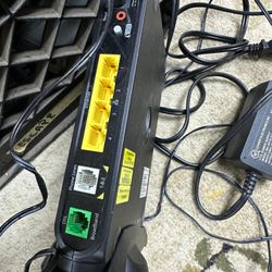 MOTOROLA NVG510 Modem Router 