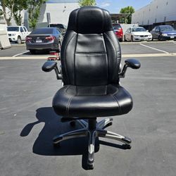Staples Office Computer Desk Chair Leather 