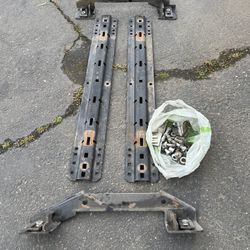 5th Wheel Rails And Brackets