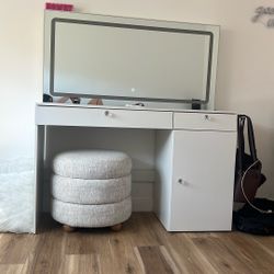 Vanity Mirror With Lights