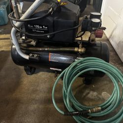 Husky 4Gal Air Compressor 