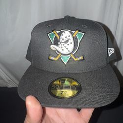 Anaheim Ducks New Era 59fifty Hat 7 3/4 BRAND NEW