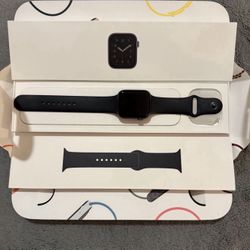 Apple Watch SE 44MM 